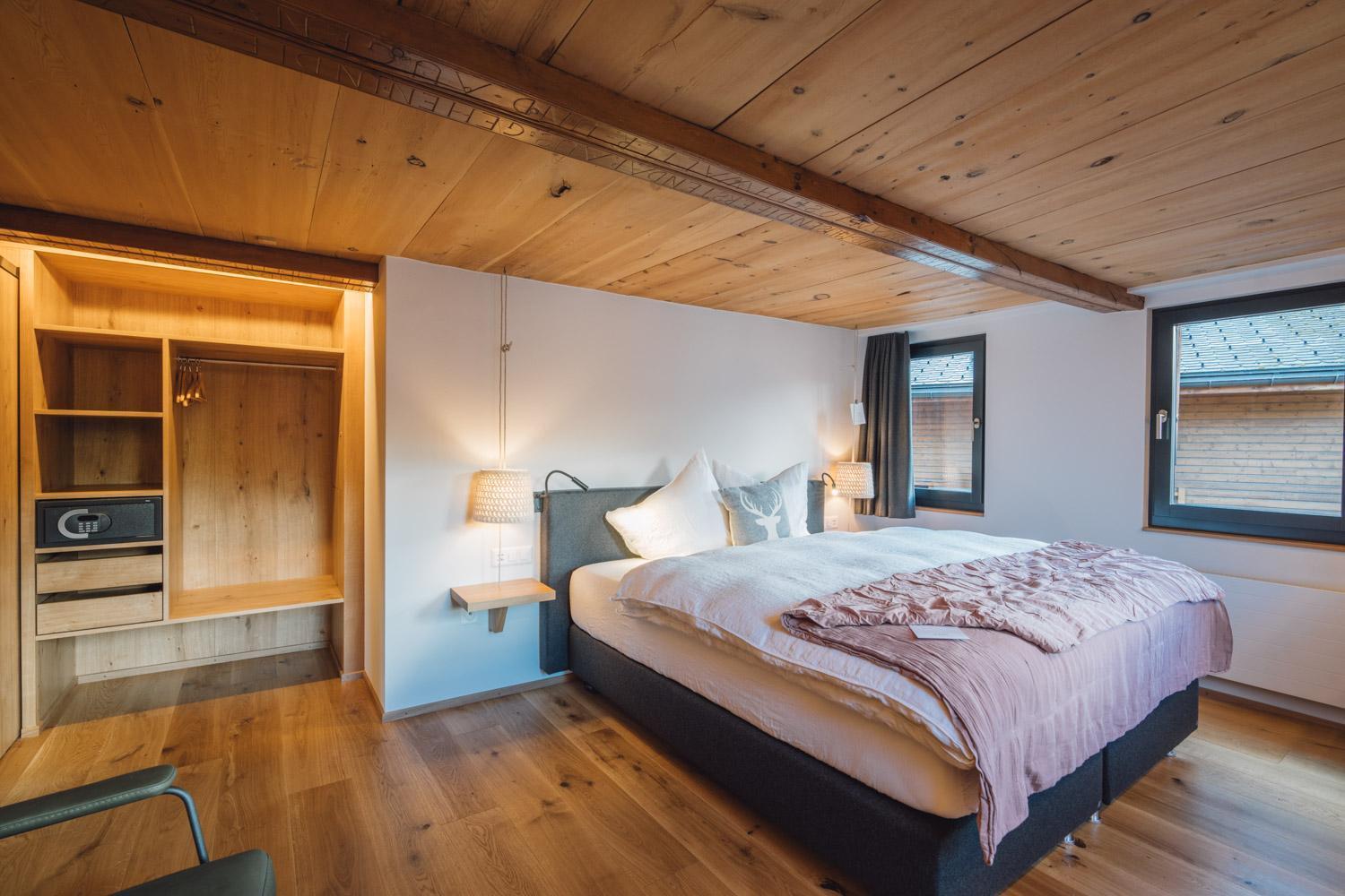 Hotel Walliserkanne Grachen Bagian luar foto