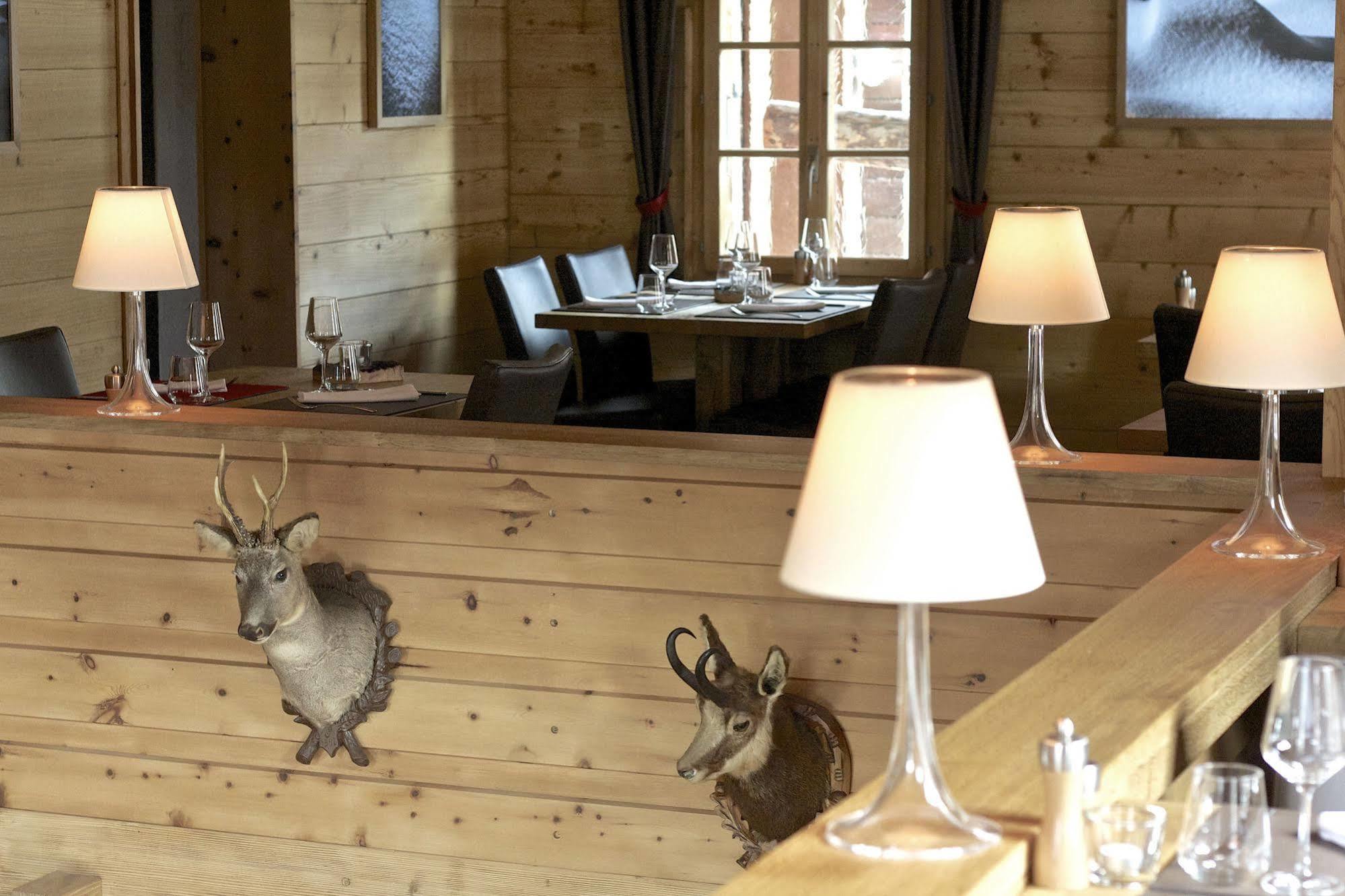 Hotel Walliserkanne Grachen Bagian luar foto
